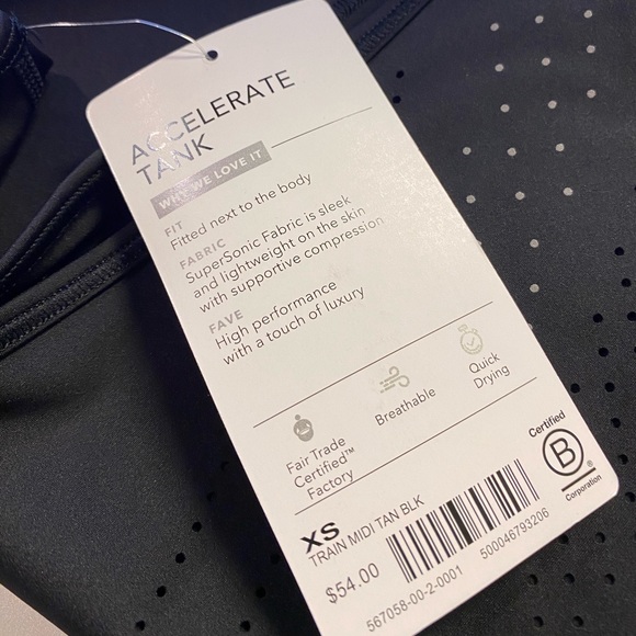 Athleta Accelerate Tank - Picture 7 of 12